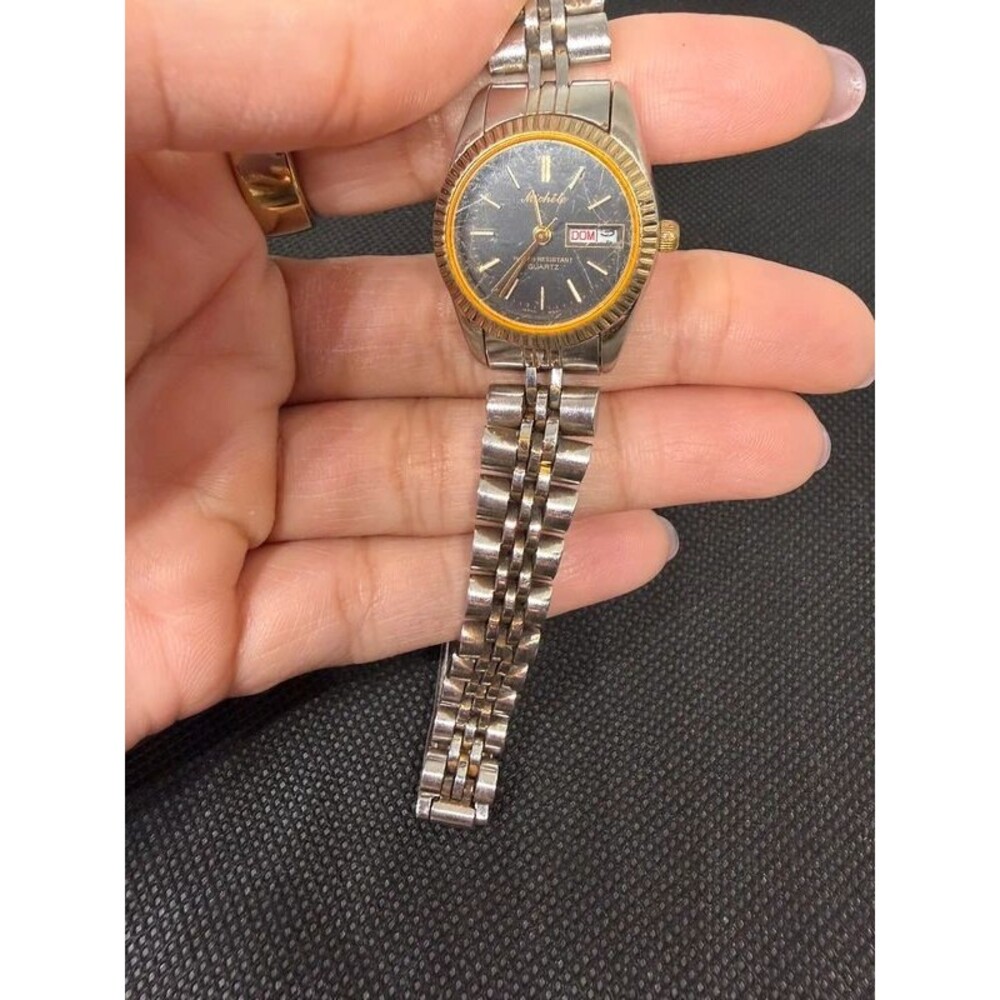 Vintage Sheffield Two-Tone Day/Date Quartz Watch